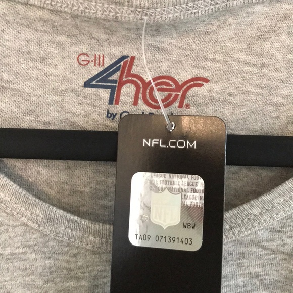 Cleveland Browns medium ladies tee NWT - Picture 2 of 3